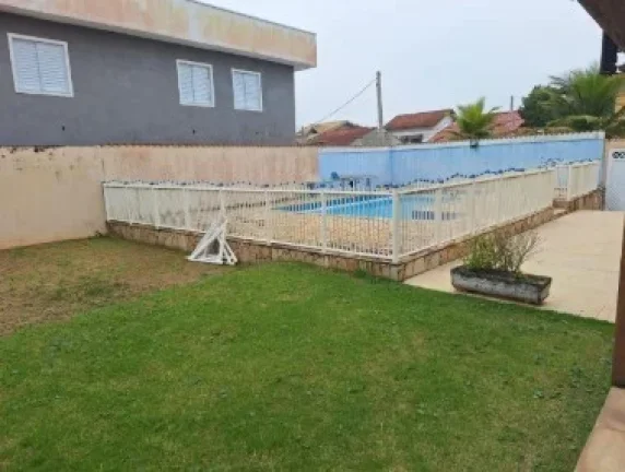 Imagem Casa para Locação em Peruíbe, Estância São José, 2 dormitórios, 1 suíte, 1 banheiro, 2 vagas