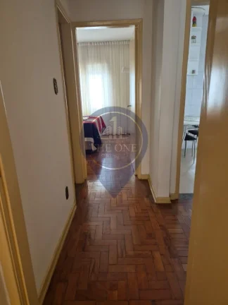 Imagem Imperdível! Apartamento à venda em São Paulo-SP, Aclimação. 2 quartos, 2 salas, 1 banheiro, 1 vaga de garagem. 102m².