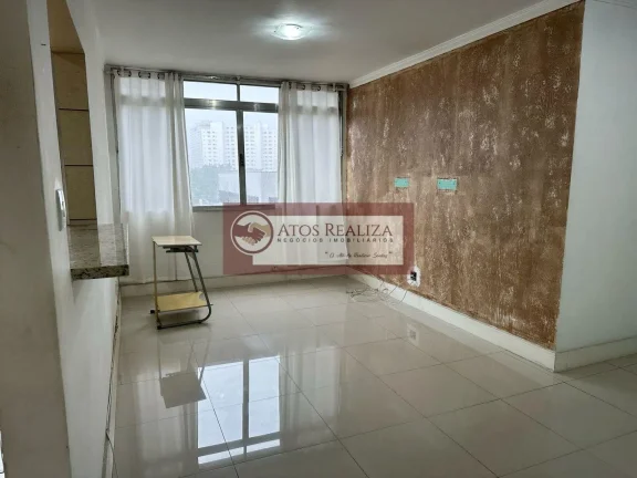 Chegou a sua Oportunidade de Morar em Santo Amaro. Alugo Apartamento de 95m2 na Av João Dias, Apartamento com 2 dormitórios bem espaçosos, dependências de empregada com Banheiro e Área de Serviço, Sala de jantar e estar em L, Piso Porcelanato, Cozinha Amp