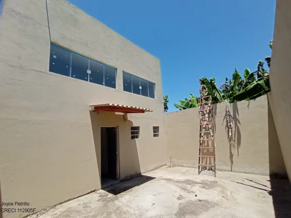 Imagem Aluguel de Salão Comercial Espaçoso e Moderno em Peruíbe.