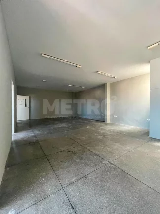 Imagem Prédio comercial com 3 andares para locação na Av. Monsenhor Ângelo Sampaio