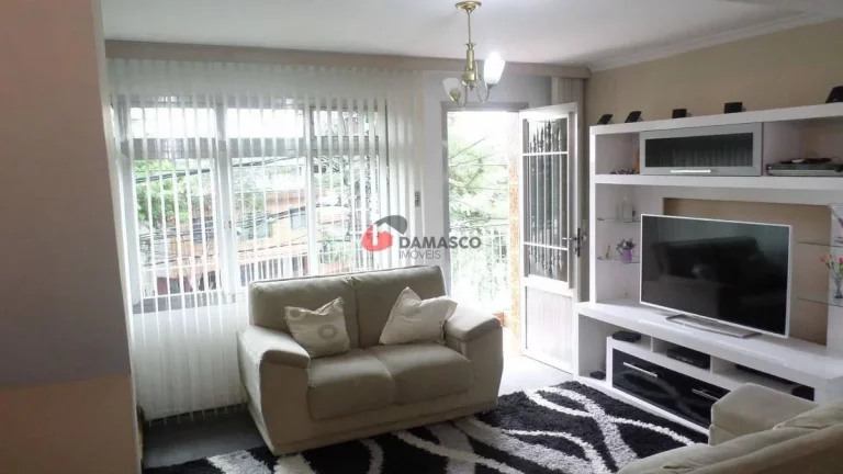 Imagem Sobrado à venda 3 Quartos, 2 Vagas, 215M², Jardim Guairaca, São Paulo - SP
