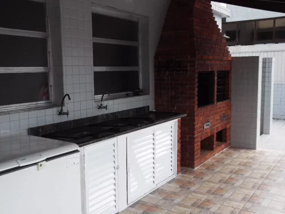 Imagem PITANGUEIRAS - UMA QUADRA DA PRAIA , LOCALIZAÇÃO PRIVILEGIADA , CONDOMÍNIO BAIXO.