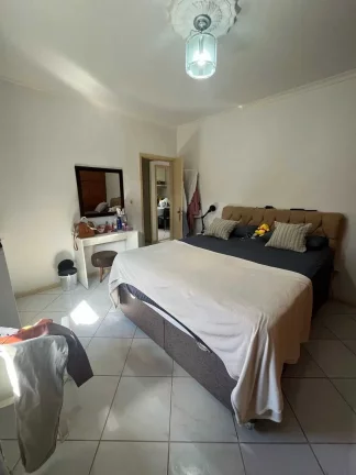 Imagem Casa com 3 dormitórios e 4 vagas sendo 2 cobertas - Floresta | Joinville/SC