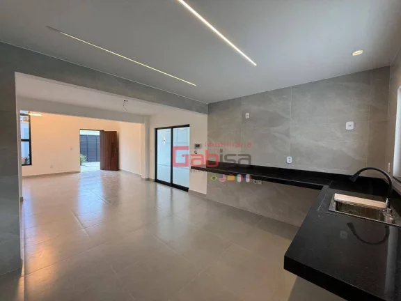 Imagem Casa com 3 dormitórios à venda, 220 m² por R$ 1.900.000 - Palmeiras - Cabo Frio/RJ