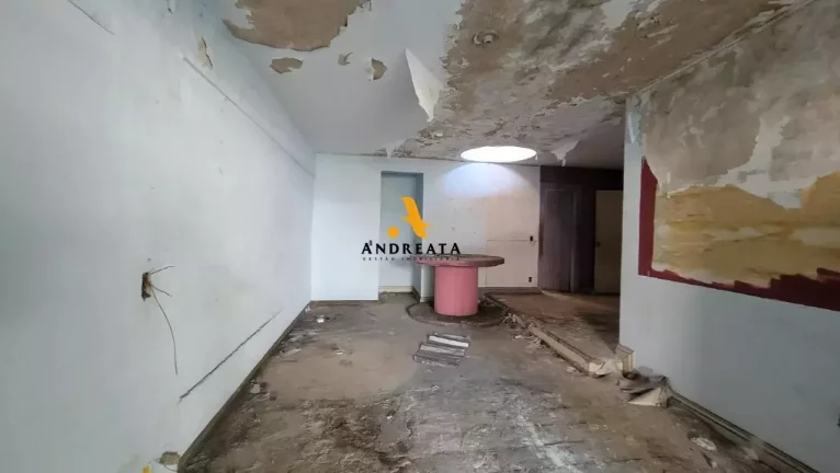 Imagem Recreio dos Bandeirantes - Rua Genaro de Carvalho - Ótimo espaço comercial para venda com 219 m². R$2.500.000,00