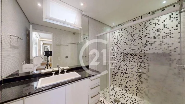 Imagem Apartamento com 2 dormitórios à venda, 140 m² por R$ 2.200.000,00 - Itaim Bibi - São Paulo/SP