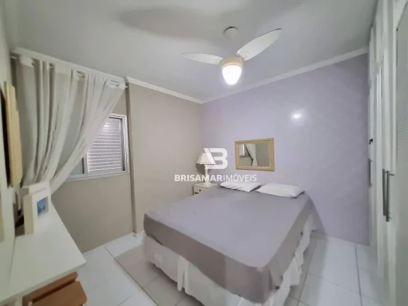 Imagem PITANGUEIRAS- BELÍSSIMO APARTAMENTO NO CALÇADÃO , TOTALMENTE REFORMADO, GARAGEM NO PRÉDIO.