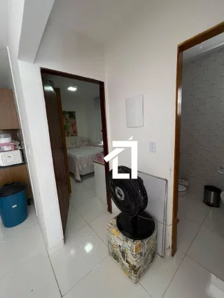 Imagem Casa Solta em Condomínio Residencial – 2 Quartos (1 Suíte) | 70m² | Tabuleiro do Pinto