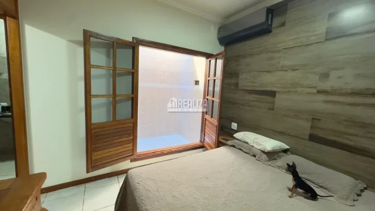 Imagem Casa à venda em Uberaba - 3 dormitórios, suítes, varanda gourmet!
