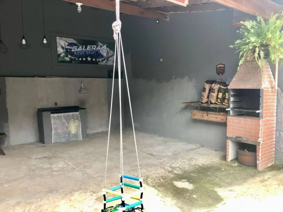 Imagem Casa à venda de 03 Dormitórios no Bairro Santa Terezinha em Fazenda Rio Grande
