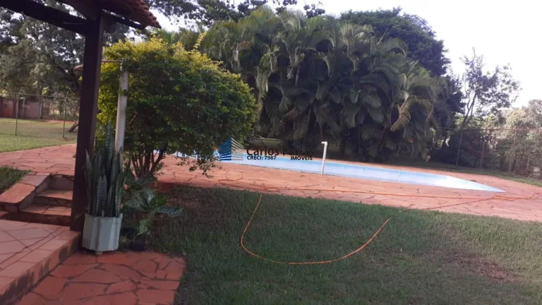 Imagem Chácara para Venda em Cidade Ocidental, Quintas Itapuã, 5 dormitórios, 1 suíte, 4 banheiros, 2 vagas