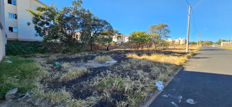 Imagem Terreno residencial para venda em Chácaras São Paulo, 195m2