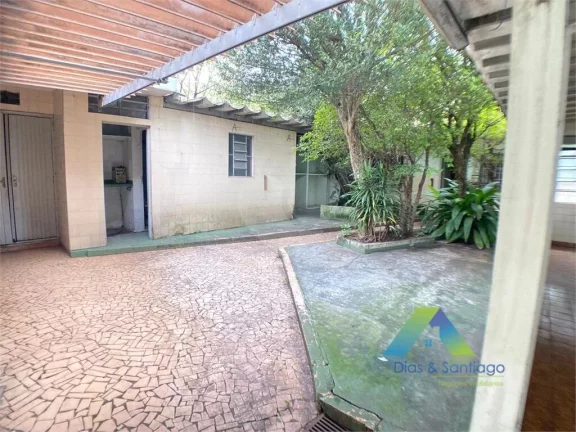 Imagem Casa térrea, residencial na Vila das Mercês região da Saúde com 430m² de área total.