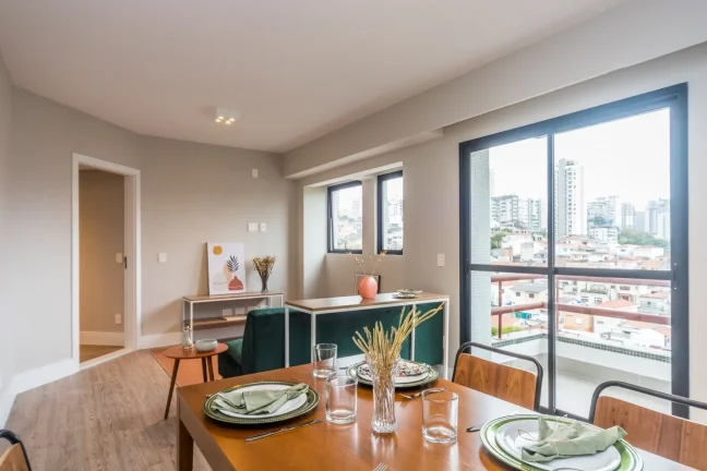 Imagem Apartamento 93M² Reformado, 3Q, 1 Suíte, 2 Banheiros, 2 Vagas, Varanda, Piscina, Academia, Churrasqueira, Playground, Salão de Festas e Jogos, Quadra.