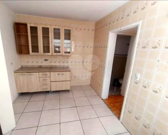 Imagem Casa à venda com 3 quartos, sendo 1 suíte, no condomínio Alameda do Eucaliptos, São Paulo - SP