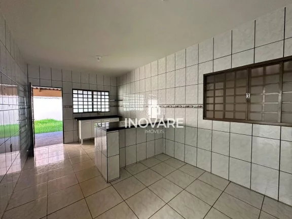 Imagem Casa com 2 dormitórios à venda, 120 m² por R$ 300.000,00 - Primavera - Araporã/MG