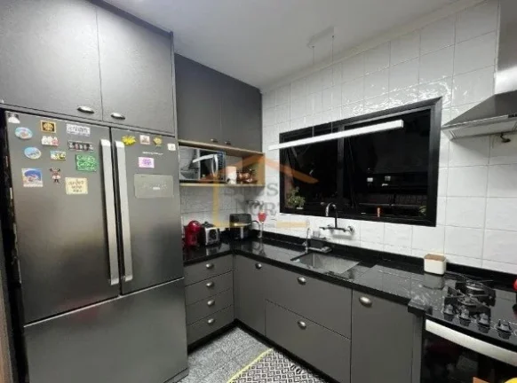 Imagem Apartamento com 146 m² de área útil, planta ampla e bem distribuída.
São 3 dormitórios, sendo ...