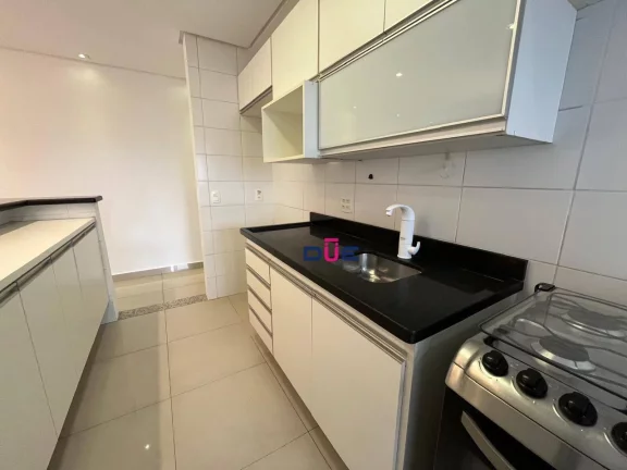 Imagem Apartamento com 2 Dormitórios, Suíte e 2 Vagas na Ponta da Praia