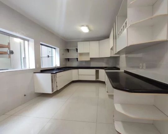 Imagem Sobrado no Butantã com 3 dorms(2suítes) quintal e edícula !!