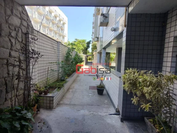 Imagem Apartamento com 2 dormitórios à venda, 85 m² por R$ 450.000,00 - Passagem - Cabo Frio/RJ