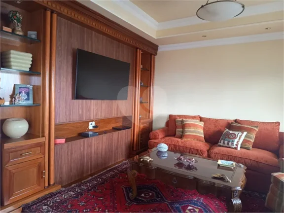 Imagem Apartamento à venda com 4 quartos, sendo 4 suítes, no condomínio Royal Gate, São Paulo - SP
