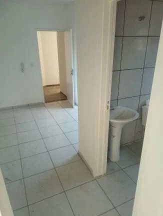 Imagem Apartamento com 2 dormitórios para alugar, 50 m² por R$ 1.117,00/mês - Jardim Quaresmeira III - Suzano/SP