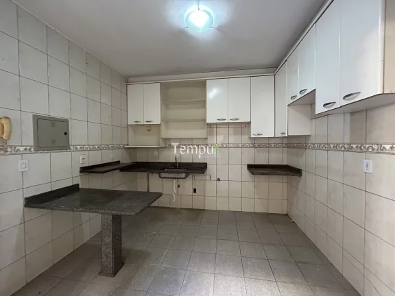 Imagem SOBRADO à venda no bairro Jardim Santo Antônio - Goiânia/GO