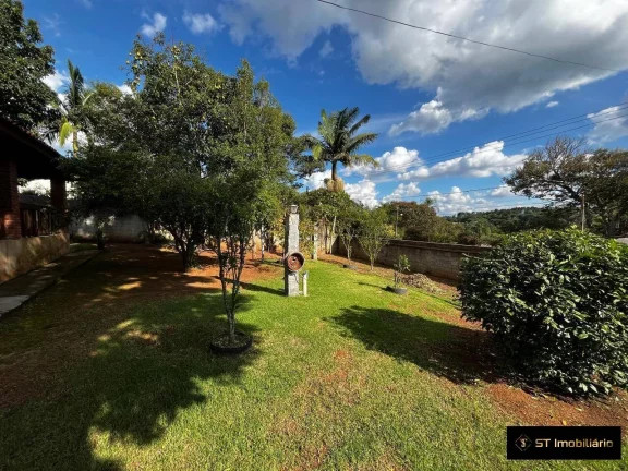 Imagem Chácara com Fácil Acesso à venda em Atibaia/SP - 1000m² por R$699.000!