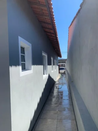 Imagem Casa para Venda em Mongaguá, Itapoan, 2 dormitórios, 2 banheiros, 2 vagas