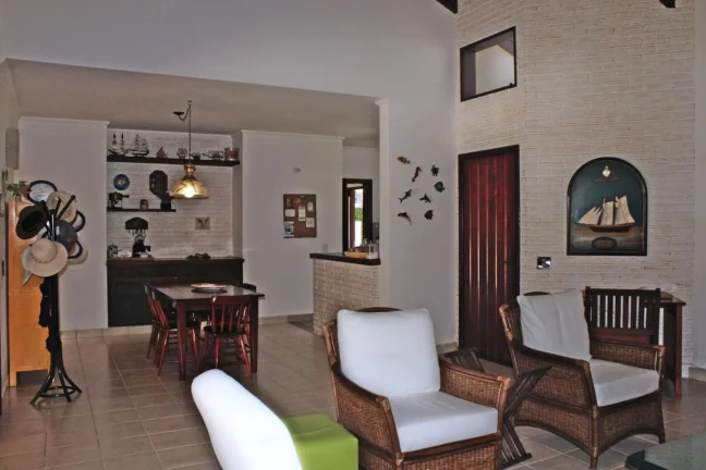 Imagem Imperdível: Casa à venda em Riviera de São Lourenço Módulo 21 - 3 quartos, 1 suíte, 2 salas, 4 vagas, 216,52m²!