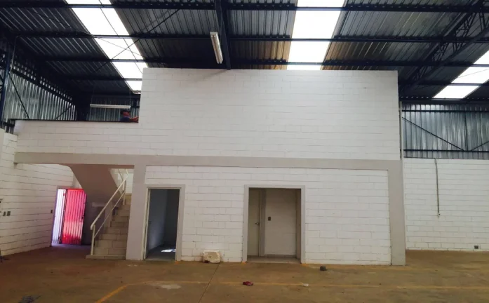 Imagem Galpão comercial em área industrial - Penha