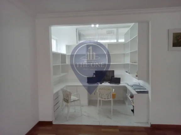 Imagem Aluguel de Cobertura Luxuosa no Jardim Paulista, São Paulo-SP: 3 Quartos, 1 Suíte, 2 Salas, 2 Banheiros, 2 Vagas de Garagem e 201m² de Área!