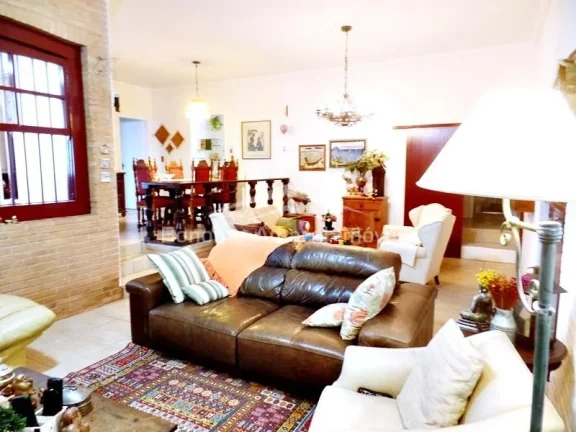 Imagem Casa a venda de 04 quartos no Bairro Jardim ParaÃ­so!

Estuda permuta por aptos de 2 quartos com suÃ...