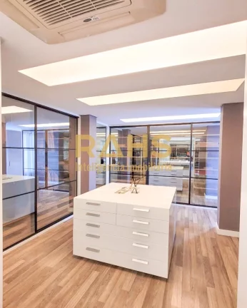 Imagem Cobertura Duplex a Venda no Centro de Joinville Linda cobertura duplex com 397,42 m² privativos dis...