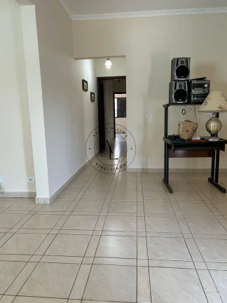 Imagem Casa à Venda no Parque Taquaral - 3 Quartos (1 Suíte) e com Edícula nos fundos - Campinas