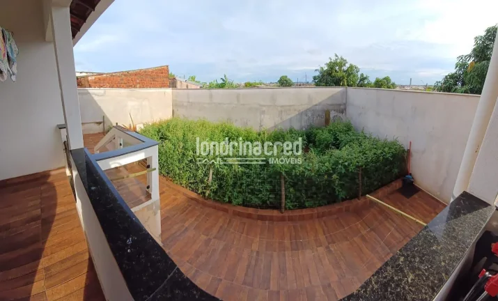 Imagem Casa Ampla à Venda no Jardim Dom Pedro II – 3 Quartos, 1 Suíte, Churrasqueira, Grande Quintal e Espaço para Construção em Terreno de 310m²!