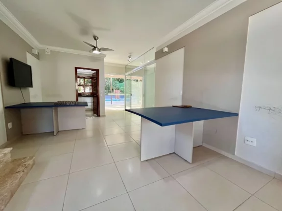 Imagem Casa de Luxo na Riviera de São Lourenço Módulo 26: 3 Quartos, 1 Suíte, Varanda Gourmet, Piscina e Muito Mais!