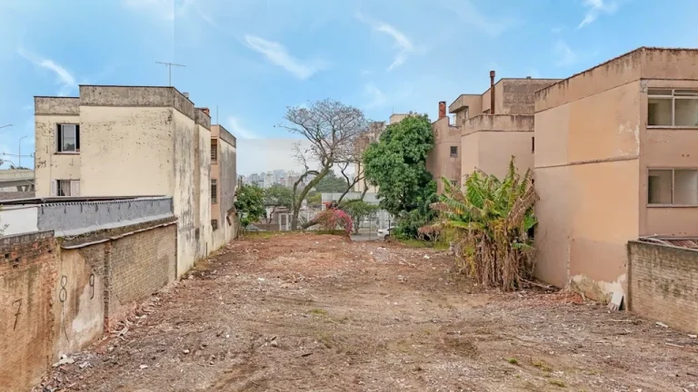 Imagem Terreno/Lote Residencial para venda no bairro Partenon em Porto Alegre