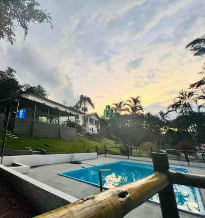 Imagem Chácara com 3 dormitórios à venda, 2500 m² por R$ 1.100.000,00 - Recanto dos Palmares - Atibaia/SP