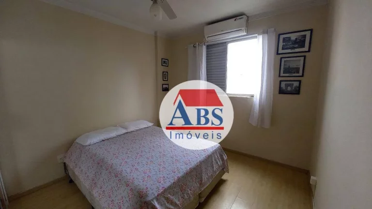 Imagem Apartamento 2 dorm na Ponta da Praia em Santos prédio com piscina