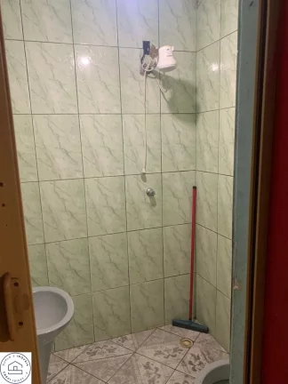 Imagem 04 casas no terreno, cada uma de 2 cômodos / São Paulo / Zona sul / Jardim Novo Marilda.