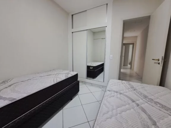Imagem LINDO APARTAMENTO REFORMADO COM VISTA PARA O MAR