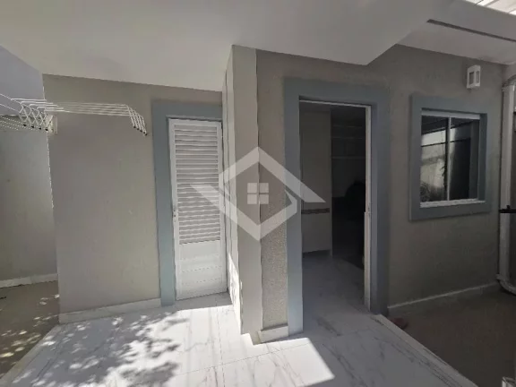 Imagem Casa Triplex Alto Luxo - Mobiliada- 5 suítes- Barra da Tijuca
