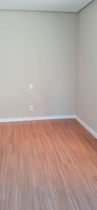 Imagem Apartamento novo com suíte em Caxias do Sul RS, 2 quartos, 1 suíte, sala ampla, 2 banheiros, 1 vaga de garagem. CXS003.403