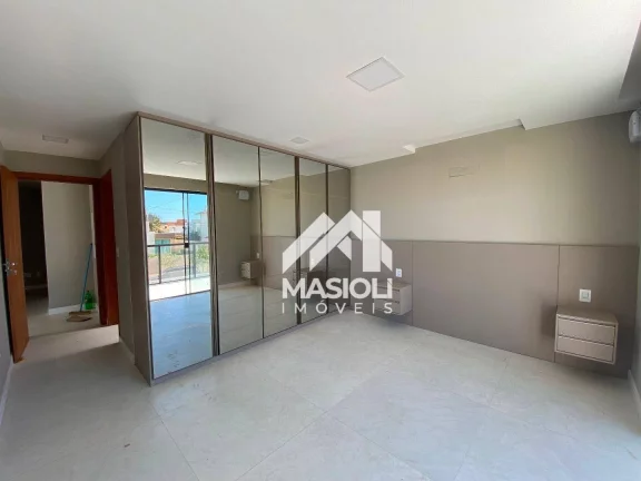 Imagem Casa novinha com 4 suítes