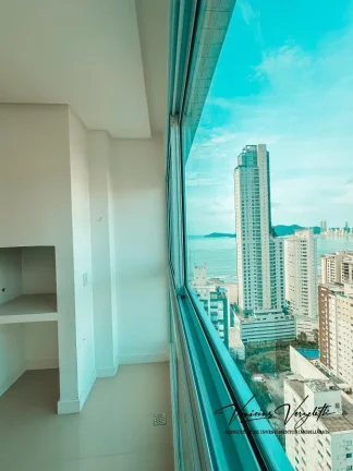 Imagem Apartamento 4 ou + dormitórios para Venda em Balneário Camboriú / SC no bairro Pioneiros