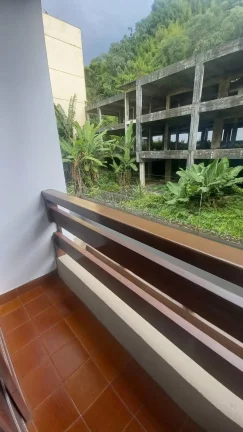 Imagem VENDO ESTE LINDO APTO DE 3 QUARTOS, GARAGEM. NOVA FRIBURGO.