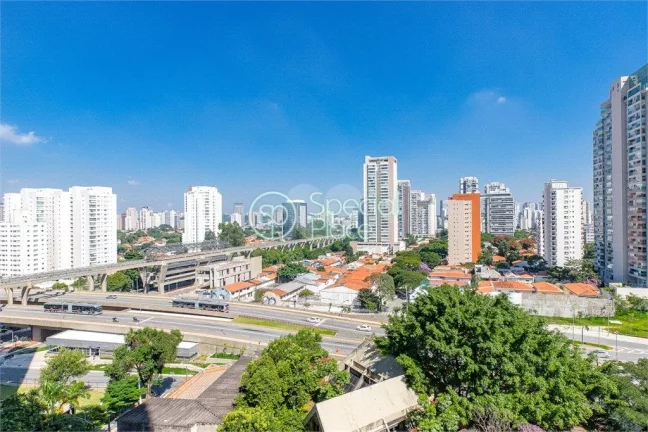 Imagem Requinte e bom gosto em 290m2 com uma planta excelente, living para três ambientes com varanda gour...