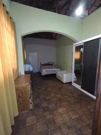 Imagem Casa à venda no bairro Vila Paulista - Guaratinguetá/SP